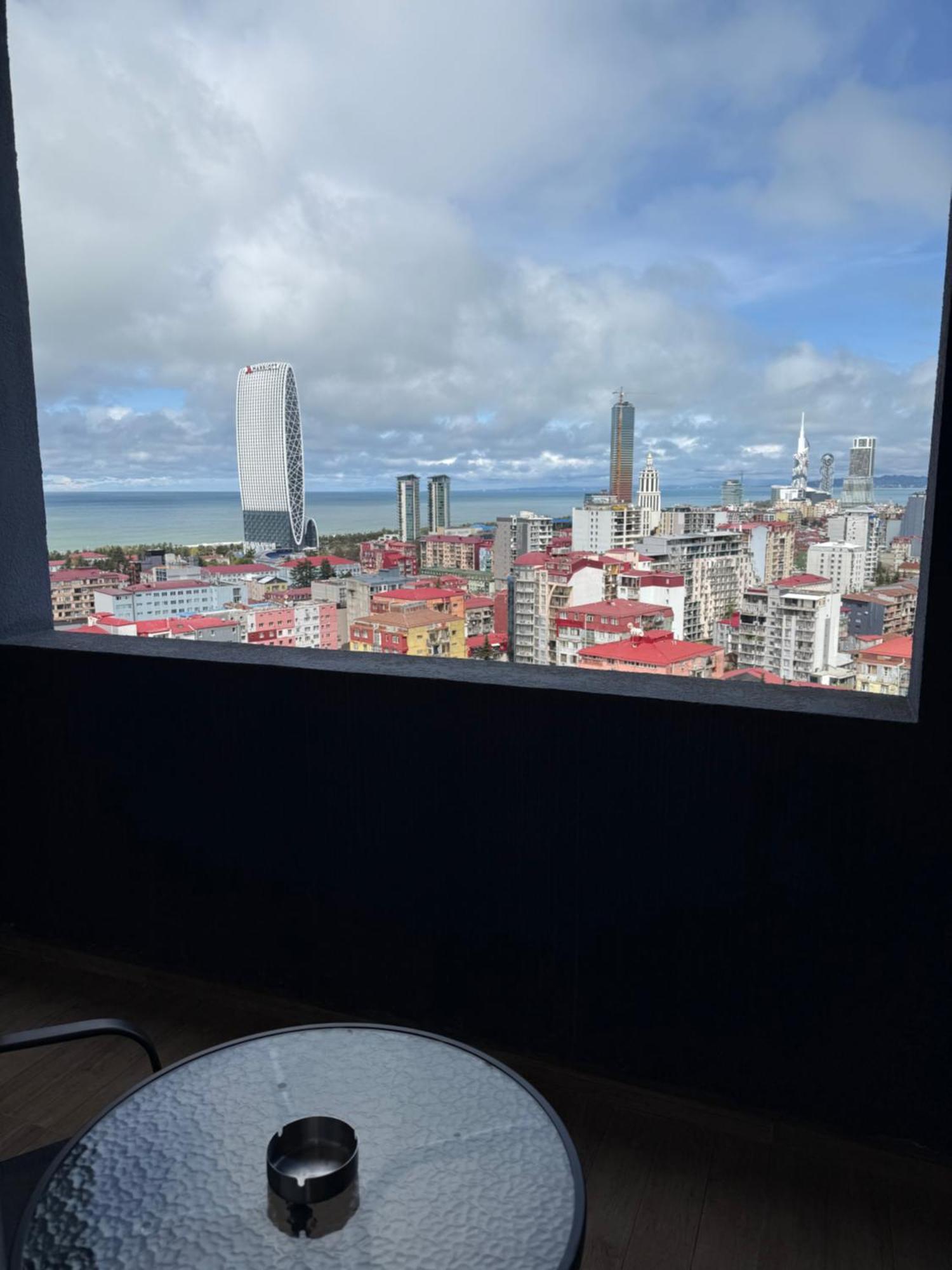 Batumi Flat With Epic Views Lägenhet Exteriör bild